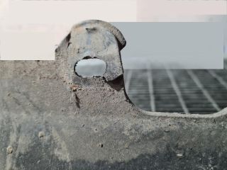 bontott FIAT 500X Jobb Küszöb