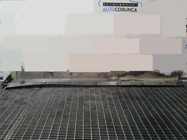 bontott FIAT 500X Jobb Küszöb