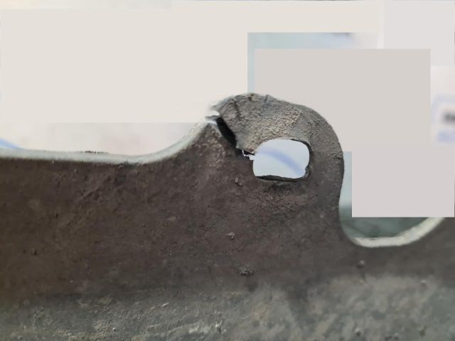 bontott FIAT 500X Jobb Küszöb