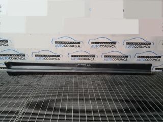 bontott FIAT 500X Jobb Küszöb