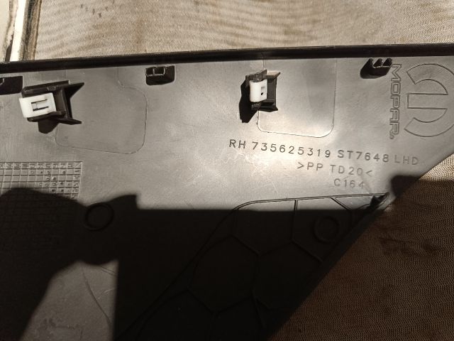 bontott FIAT 500X Jobb Műszerfal Oldalkárpit