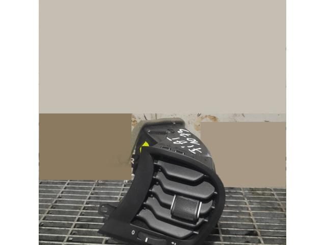 bontott FIAT 500X Jobb Szellőző