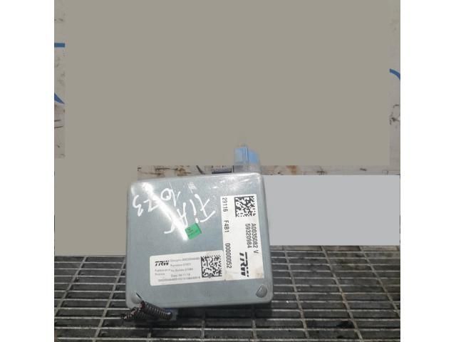 bontott FIAT 500X Kormánymű Elektronika