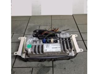 bontott FIAT 500X Navigációs Fejegység