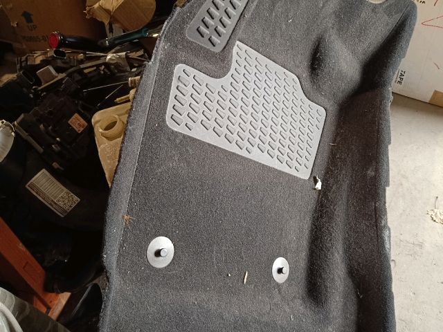 bontott FIAT 500X Padlószőnyeg