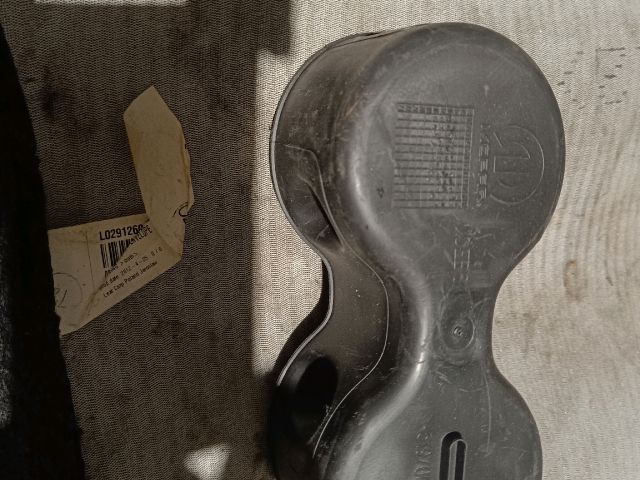 bontott FIAT 500X Pohártartó