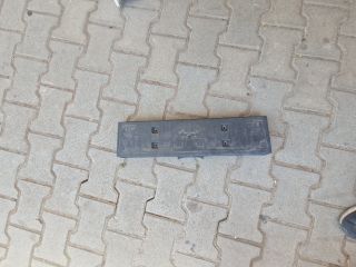 bontott FIAT 500X Rendszámtábla Tartó