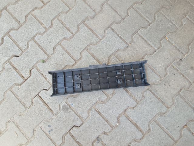 bontott FIAT 500X Rendszámtábla Tartó