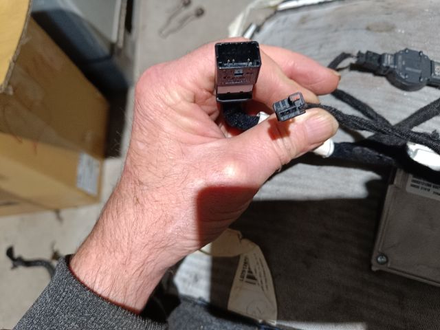 bontott FIAT 500X Szélvédő Multifunkciós Kamera Vezérlő Panel