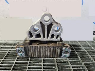 bontott FIAT 500X Tartó Bak