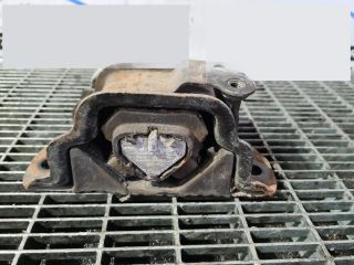 bontott FIAT 500X Tartó Bak