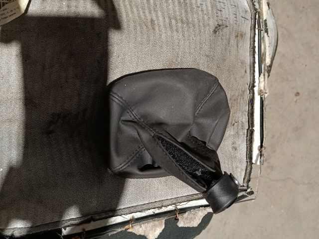 bontott FIAT 500X Váltószoknya