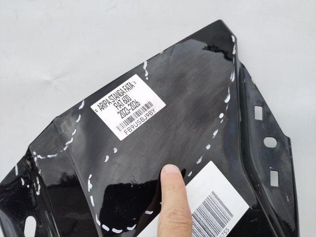 bontott FIAT 600e / 600 Bal első Sárvédő