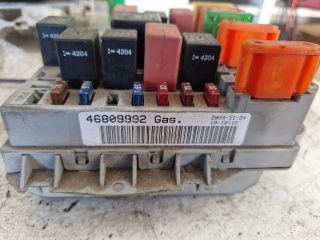 bontott FIAT ALBEA Biztosítéktábla Motortér