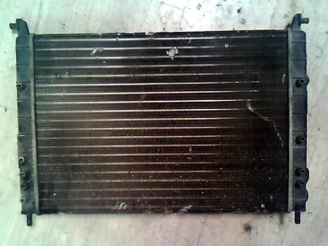 bontott FIAT ALBEA Vízhűtő Radiátor (Nem klímás)