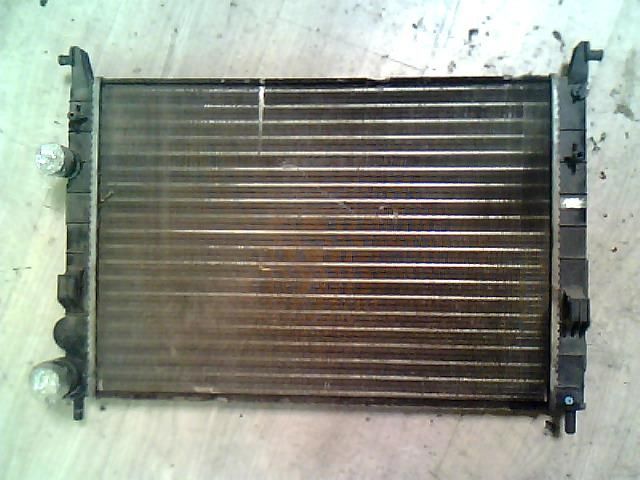 bontott FIAT ALBEA Vízhűtő Radiátor (Nem klímás)