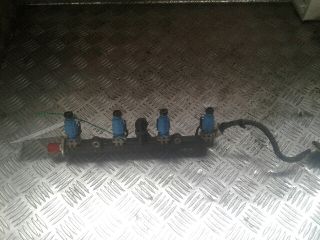 bontott FIAT ALBEA Porlasztó Sor / Híd