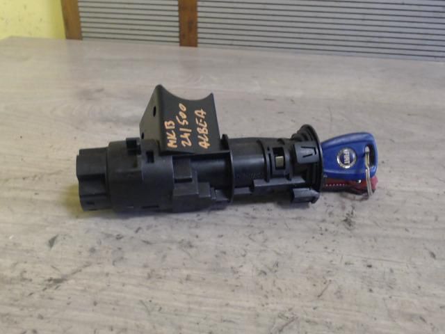 bontott FIAT ALBEA Gyújtáskapcsoló Házzal