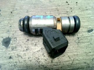 bontott FIAT ALBEA Porlasztó (1 db)