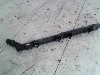 bontott FIAT ALBEA Porlasztó Sor / Híd