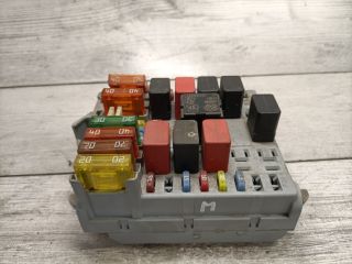 bontott FIAT ALBEA Biztosítéktábla Motortér