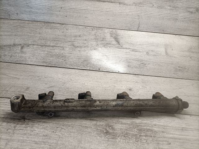 bontott FIAT ALBEA Porlasztó (1 db)