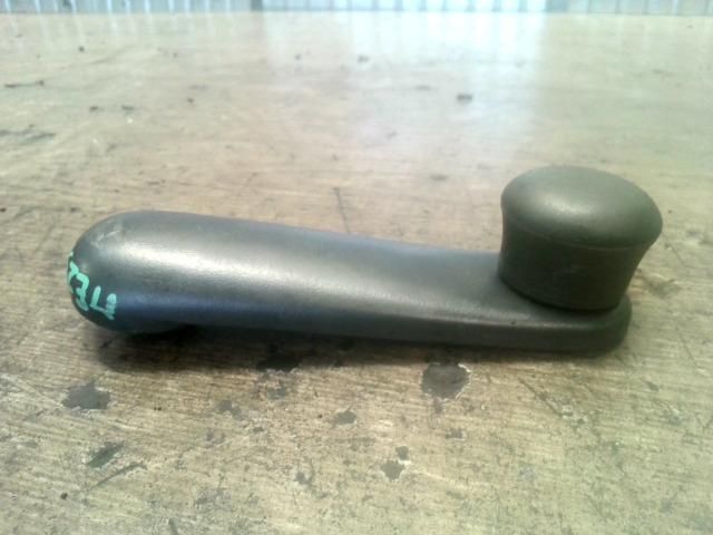 bontott FIAT ALBEA Ablaktekerő Kar (Pozíciófüggetlen)