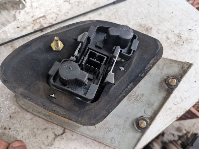 bontott FIAT ALBEA Bal Belső Hátsó Lámpa