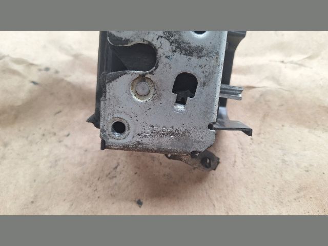 bontott FIAT ALBEA Bal első Ajtózár