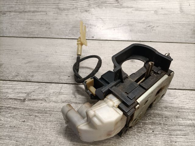 bontott FIAT ALBEA Bal első Ajtózár