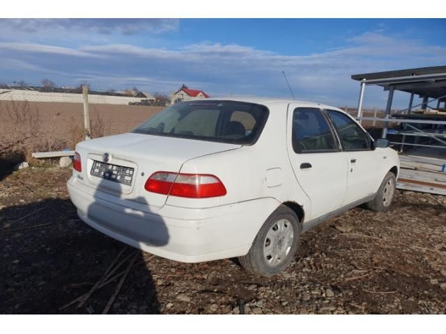 bontott FIAT ALBEA Bal első Kapaszkodó (Felső)