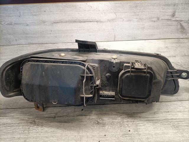 bontott FIAT ALBEA Bal Fényszóró