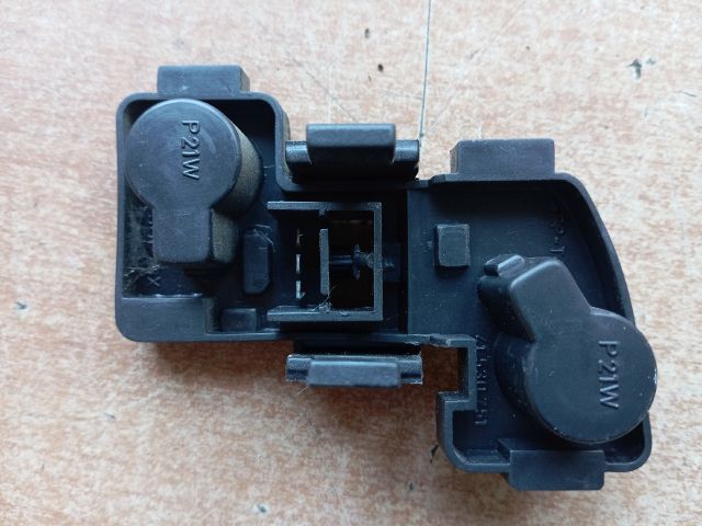 bontott FIAT ALBEA Bal Hátsó Lámpa Foglalat