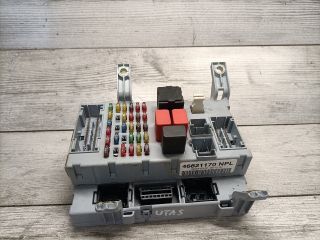 bontott FIAT ALBEA Biztosítéktábla Utastér