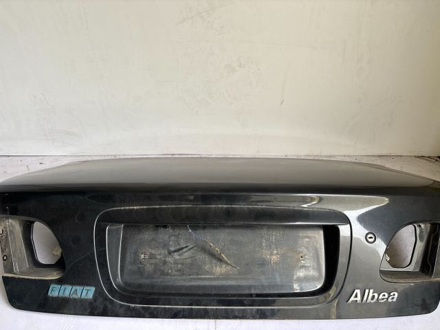 bontott FIAT ALBEA Csomagtérajtó (Üres lemez)