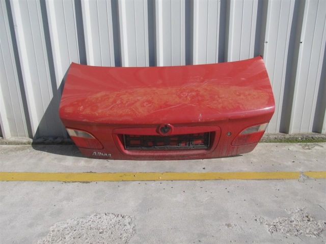 bontott FIAT ALBEA Csomagtérajtó (Üres lemez)