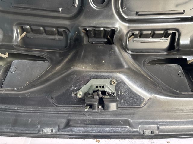 bontott FIAT ALBEA Csomagtérajtó (Üres lemez)