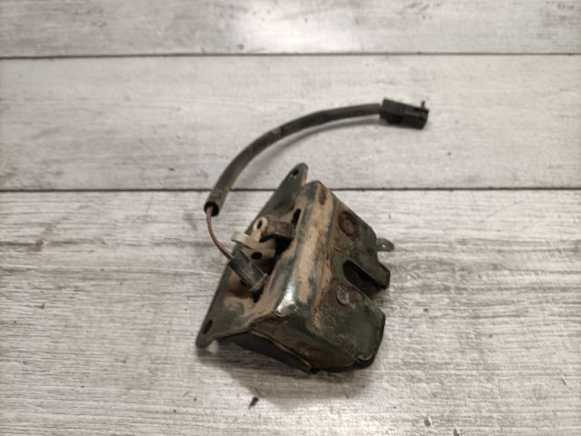 bontott FIAT ALBEA Csomagtérajtó Zárszerkezet