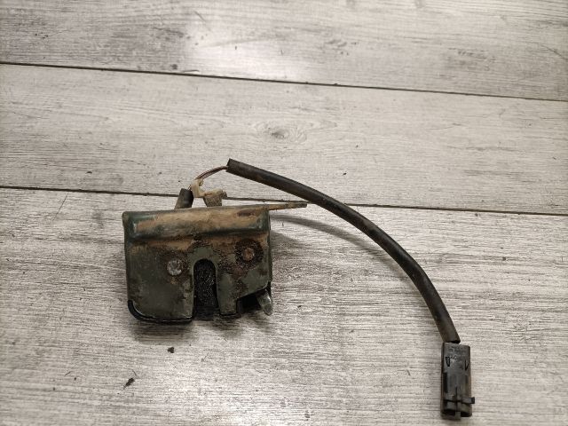 bontott FIAT ALBEA Csomagtérajtó Zárszerkezet