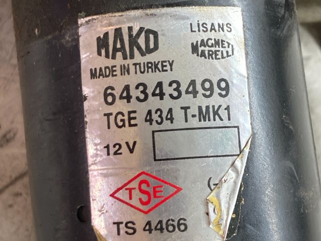 bontott FIAT ALBEA Első Ablaktörlő Szerkezet Motorral