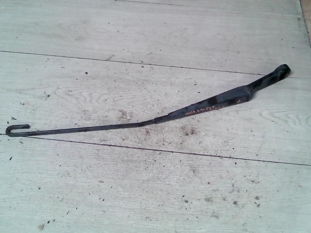 bontott FIAT ALBEA Jobb első Ablaktörlő Kar