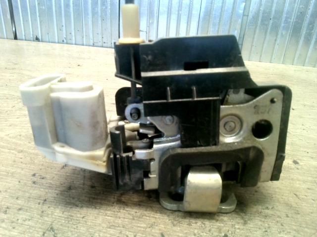 bontott FIAT ALBEA Jobb első Ajtózár