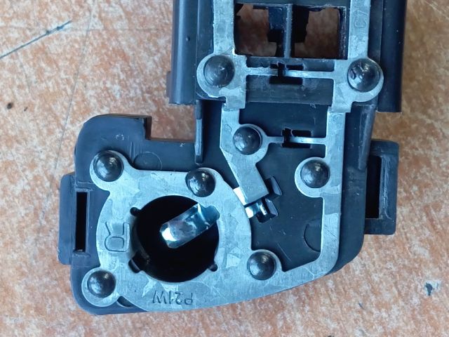 bontott FIAT ALBEA Jobb Hátsó Lámpa Foglalat