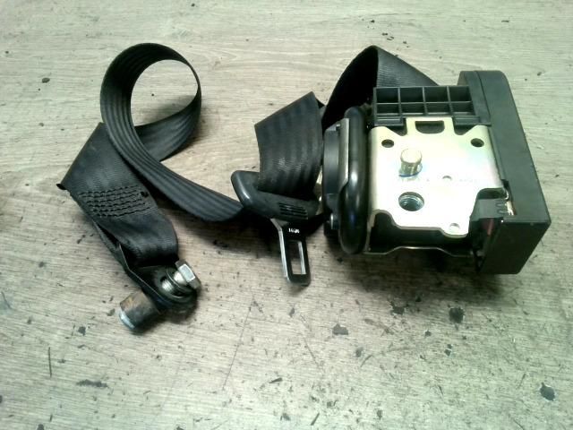 bontott FIAT ALBEA Jobb Övfeszítő Biztonsági Öv