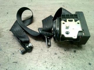 bontott FIAT ALBEA Jobb Övfeszítő Biztonsági Öv