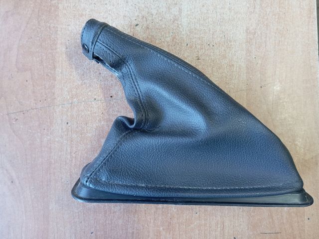 bontott FIAT ALBEA Váltószoknya