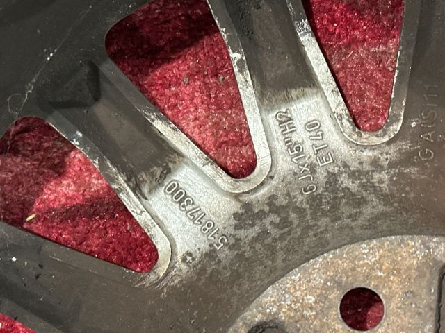 bontott FIAT  Alufelni Gumival (1 db)