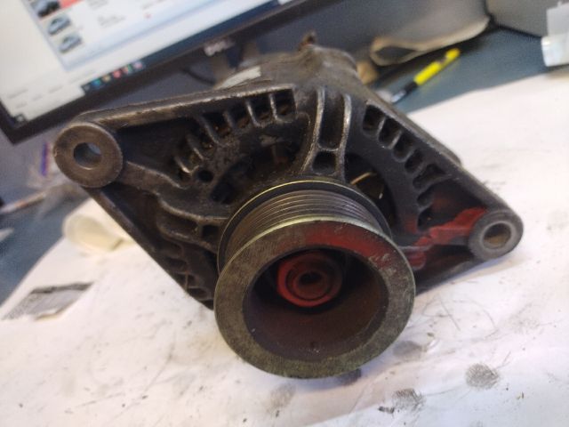 bontott FIAT BARCHETTA Generátor