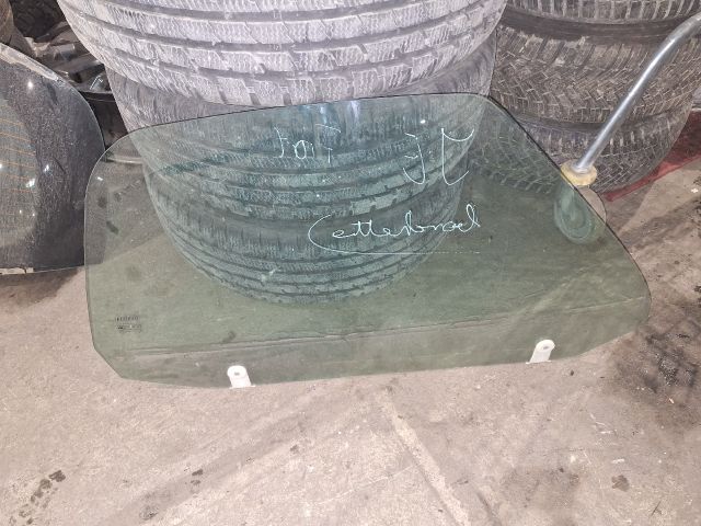 bontott FIAT BARCHETTA Jobb első Ablak