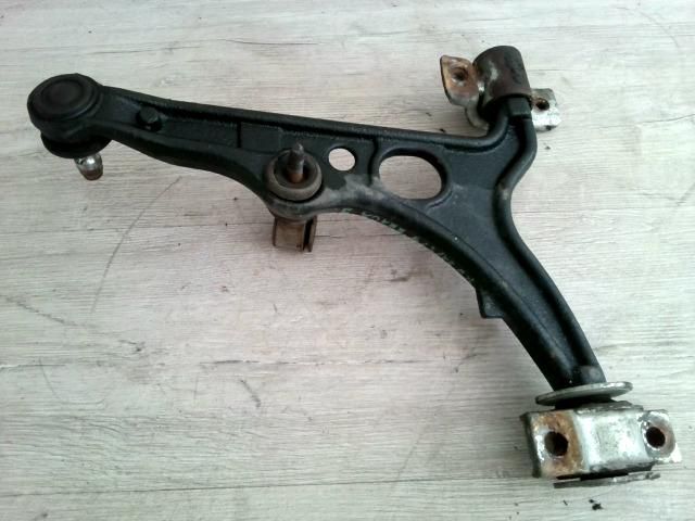 bontott FIAT BRAVA Jobb első Lengőkar